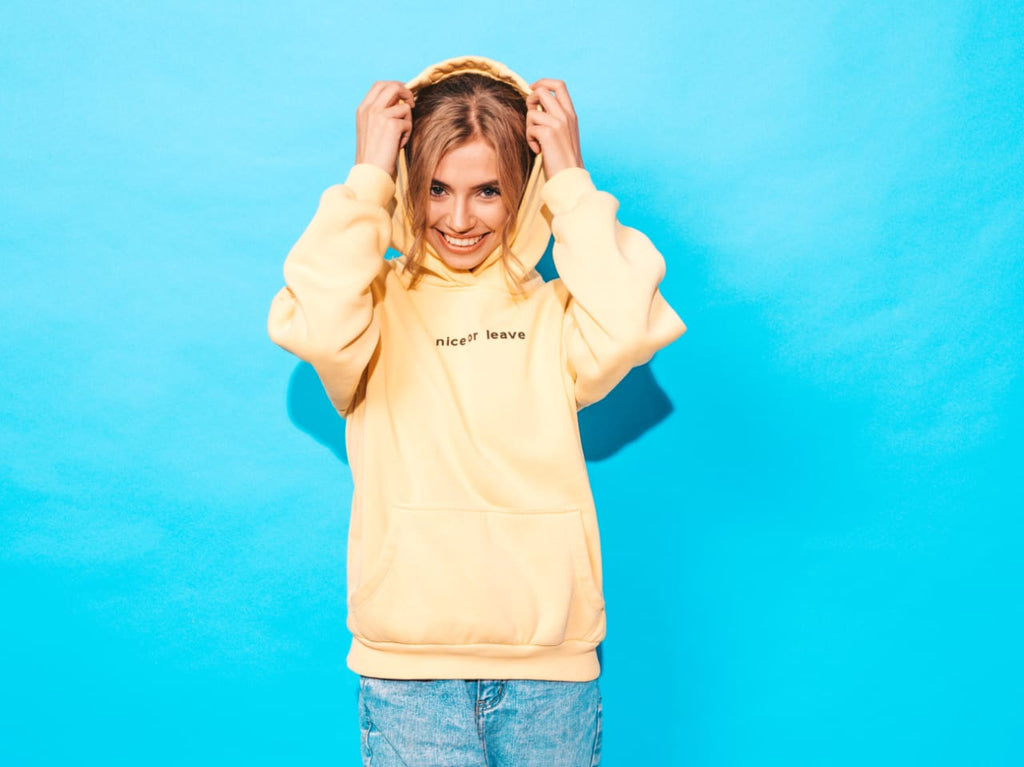 Sweat à Capuche Jaune Élégant